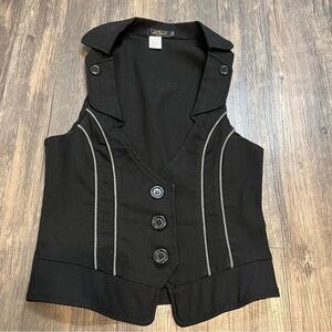Michel Women’s Vest Top buttoned Up Black and Gray. Size S